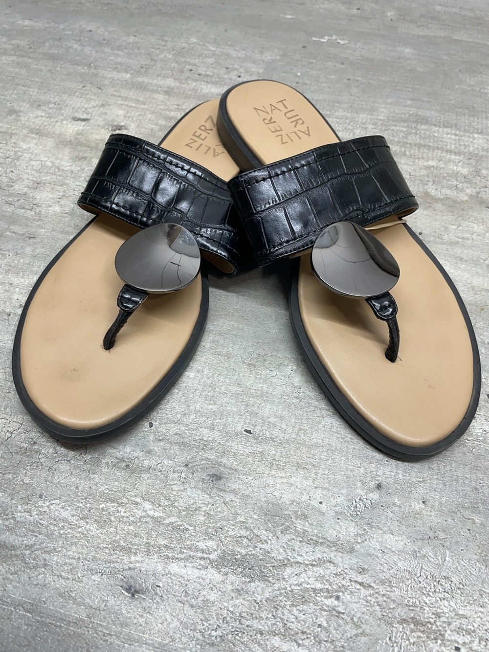 Naturalizer Frankie Sandals Womens 6.5 Black Croc Excellent Thong Slide Gunmetal